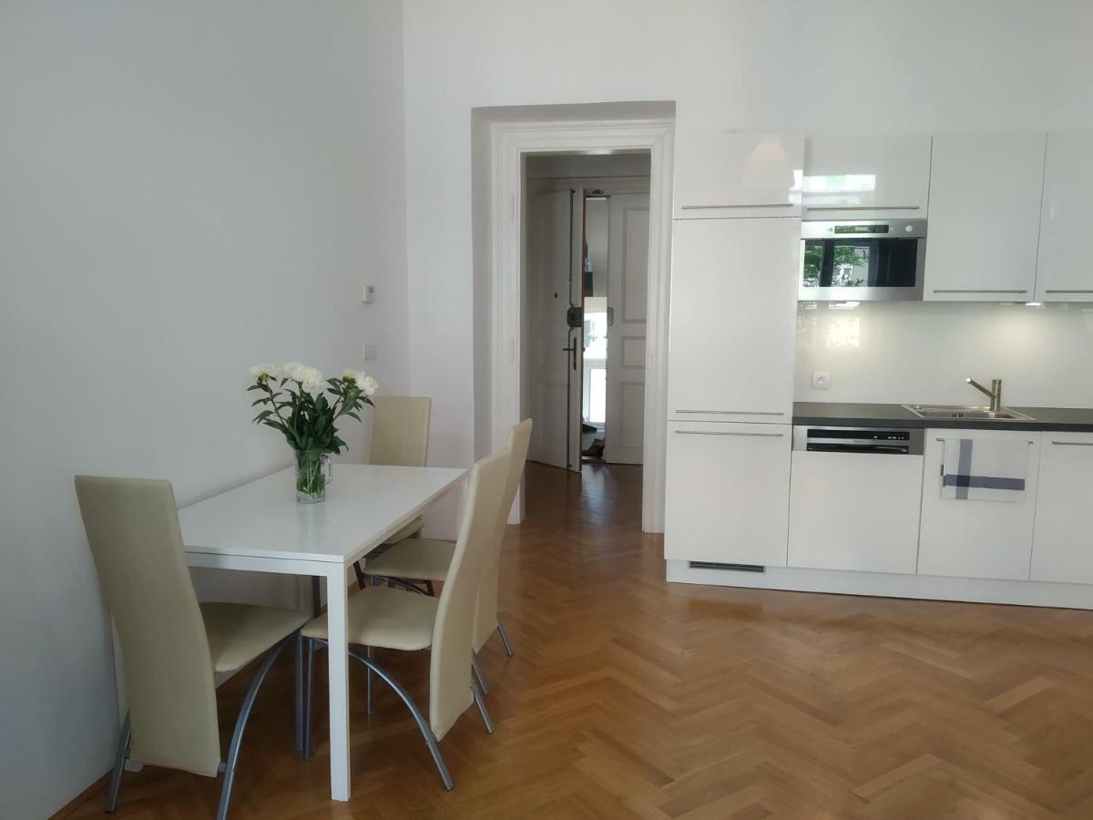 Prague Saints Apartments Экстерьер фото